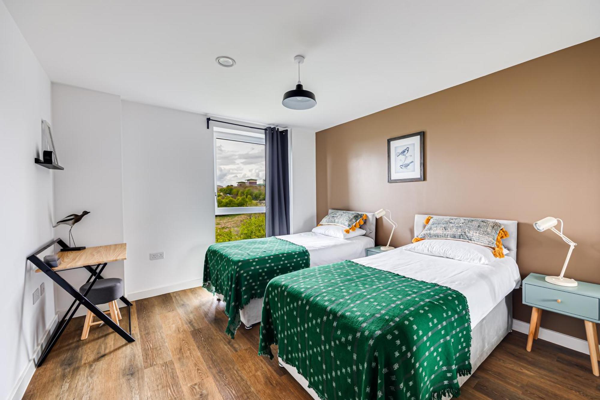 Penthouse Apartment - City Centre - Secure Parking, Balcony, Self-Check-In, Fast Wifi And Smart Tv With Netflix By Yoko Property Milton Keynes Esterno foto