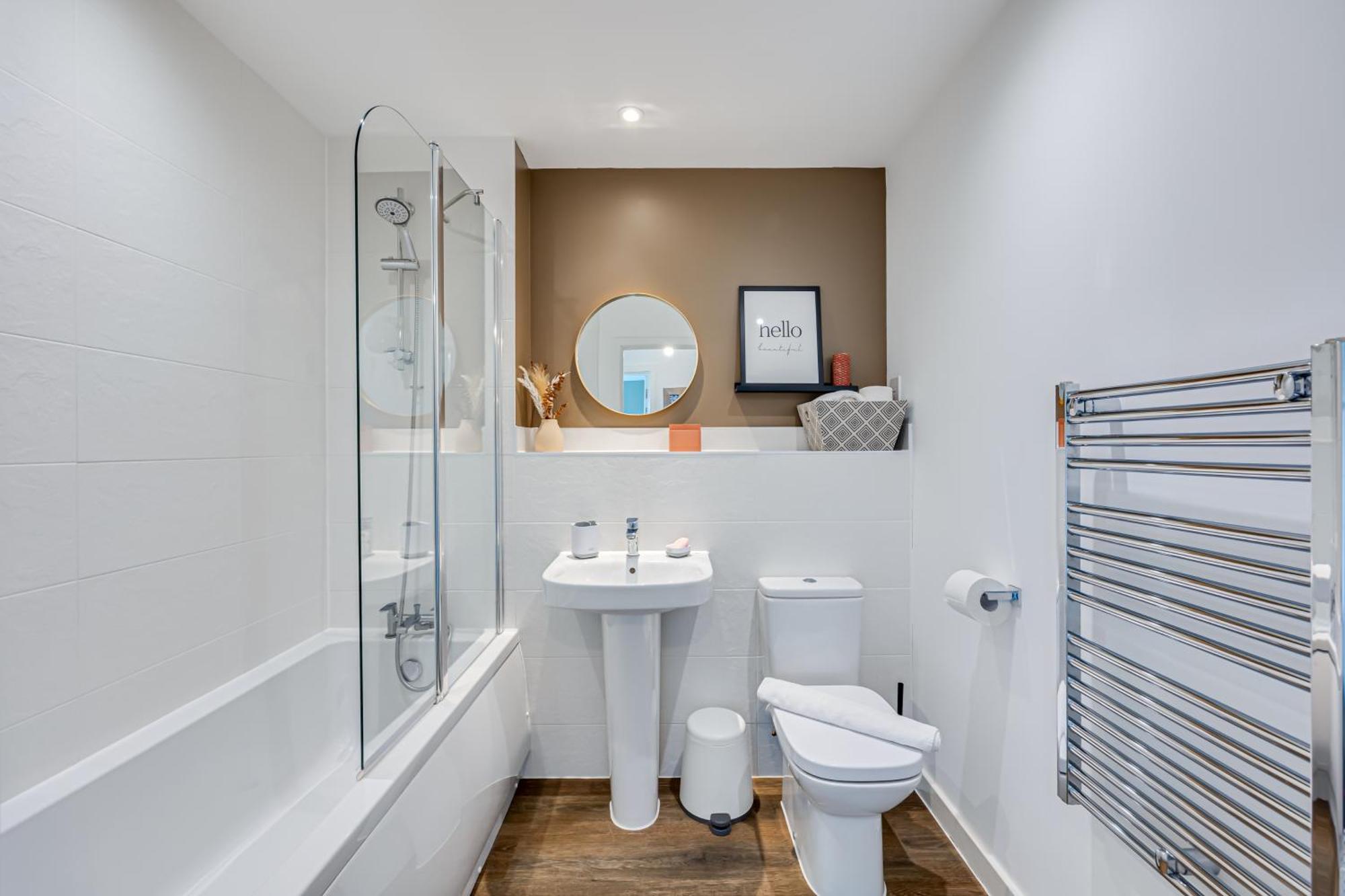 Penthouse Apartment - City Centre - Secure Parking, Balcony, Self-Check-In, Fast Wifi And Smart Tv With Netflix By Yoko Property Milton Keynes Esterno foto